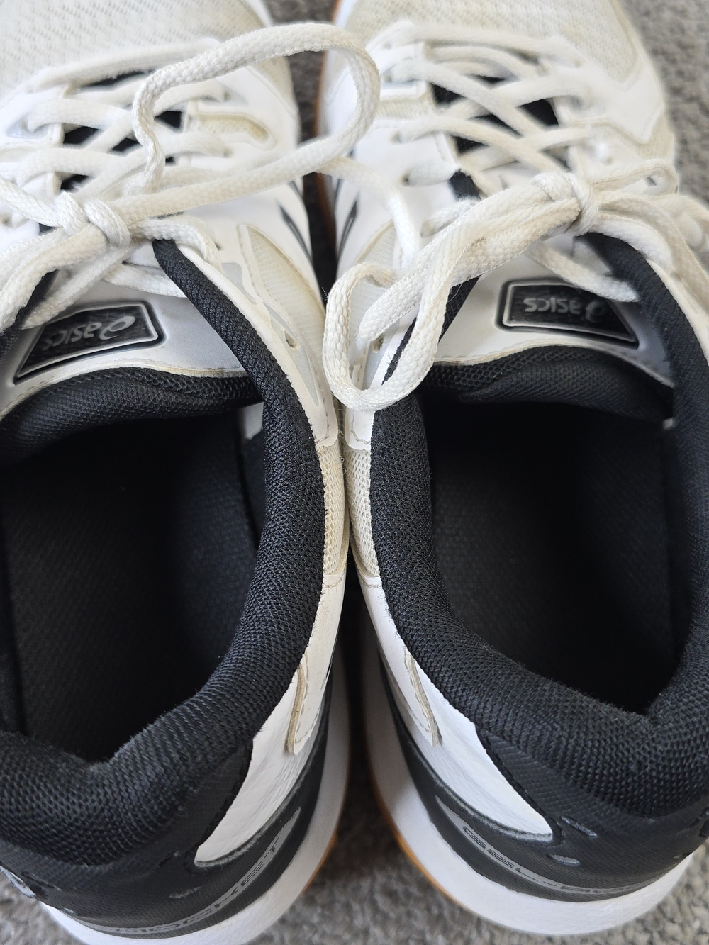 Asics GEL-Rocket 10 Womens Size 9 Volleyball Shoes White Black 1072A056 - Picture 11 of 12